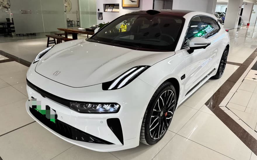 Zeekr 001